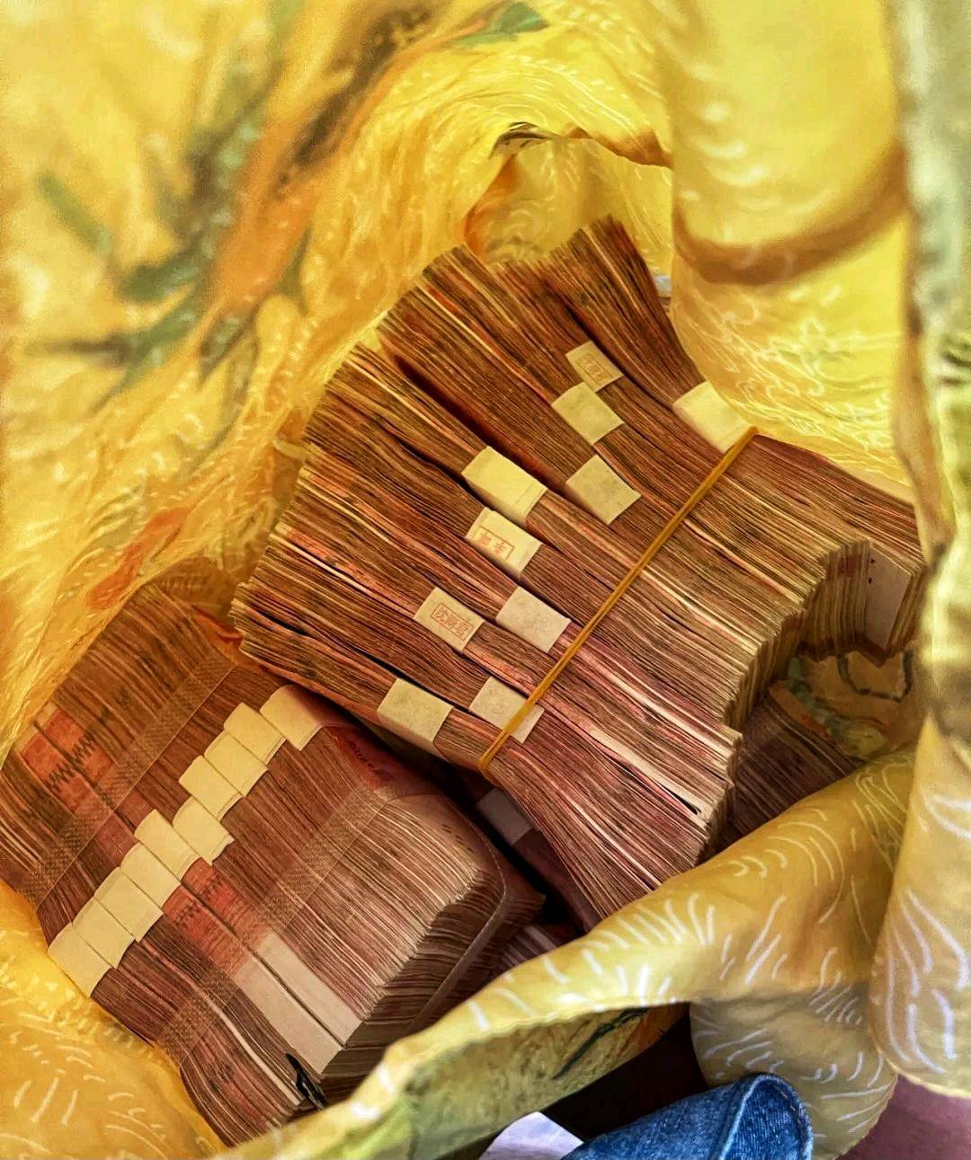  违章录入 单人手机可操作