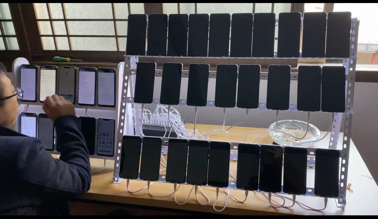  提供抖音广告，腾讯广告，小游戏程序等
